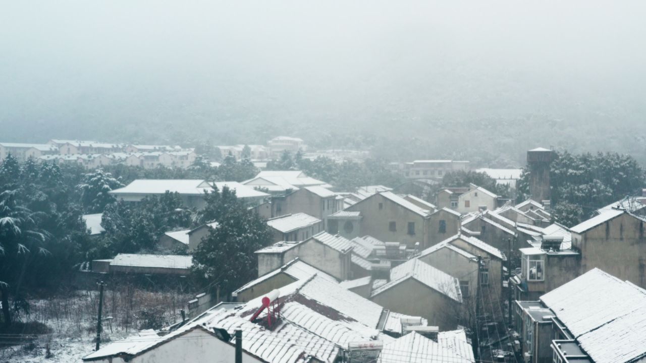 无锡惠山下雪景航拍