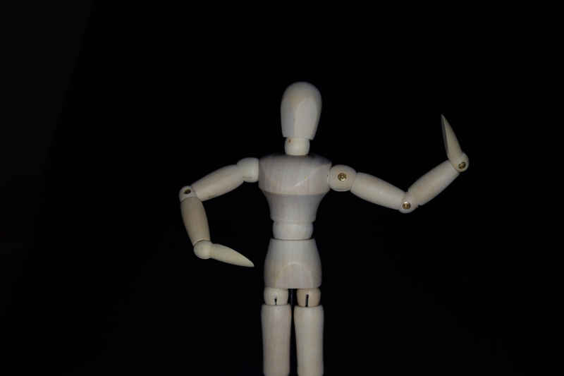 跳舞蹈的人偶