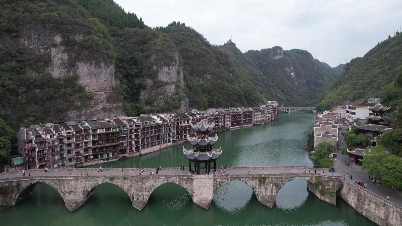 贵州黔东南镇远古镇5A景区航拍  