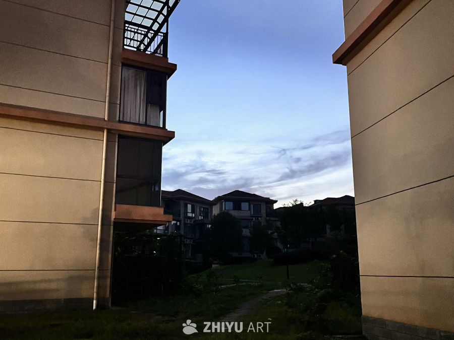 黄昏下的住宅区