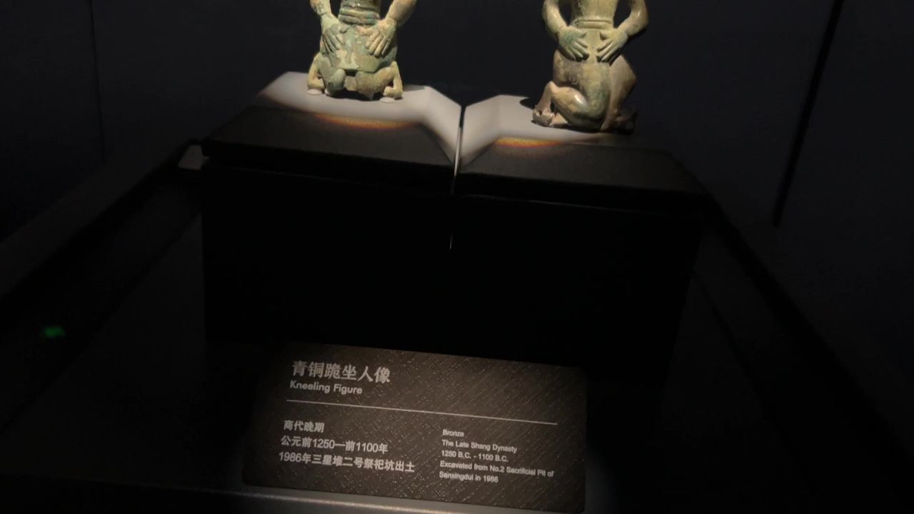 四川广汉三星堆博物馆-青铜器物