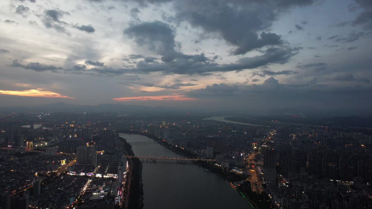 江西赣州城市晚霞夕阳西下夜幕降临航拍 