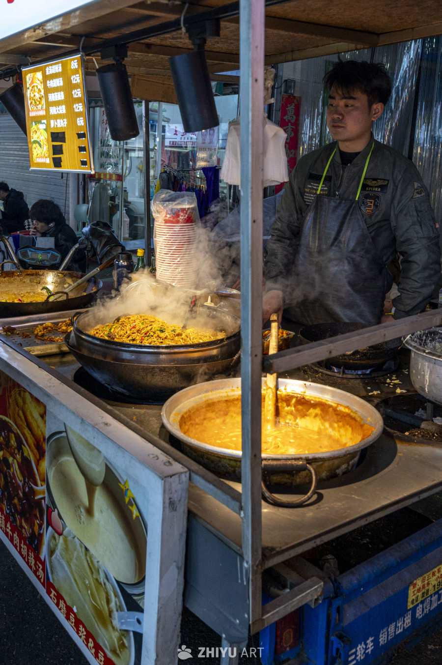 街头小吃人间烟火深夜食堂 47
