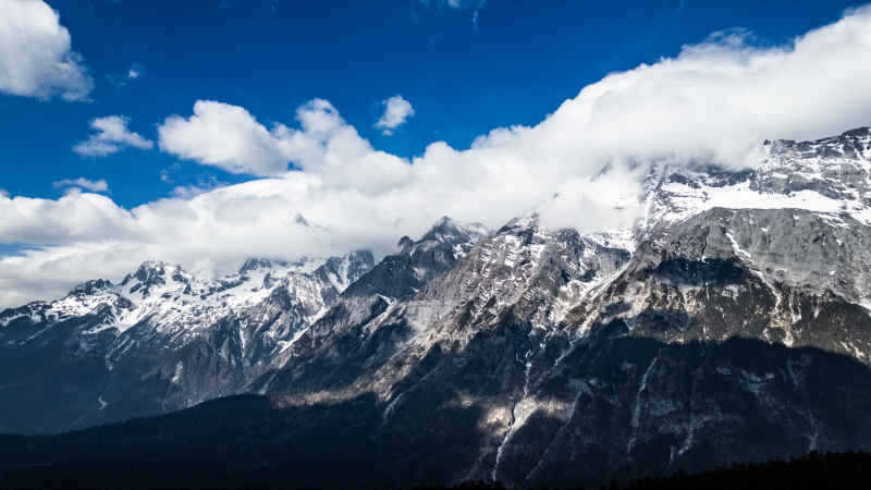 玉龙雪山