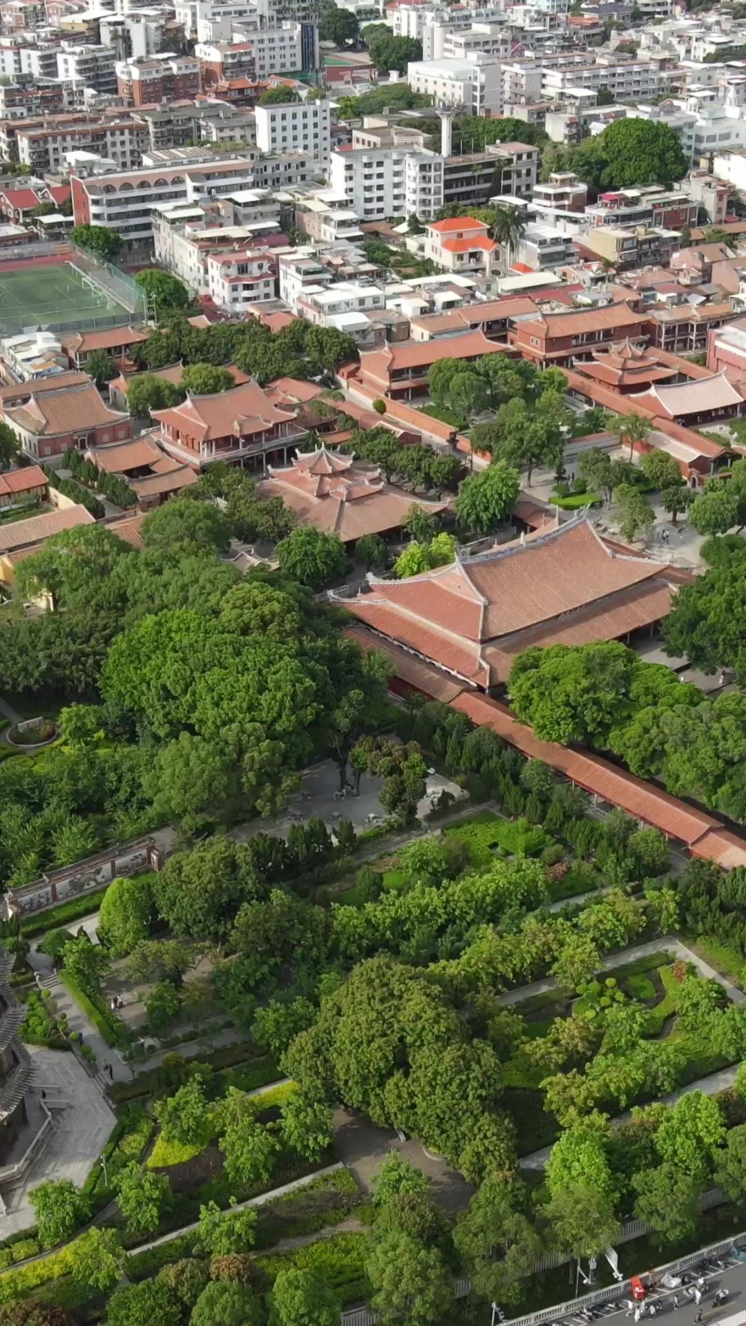 福建泉州古寺庙竖屏航拍