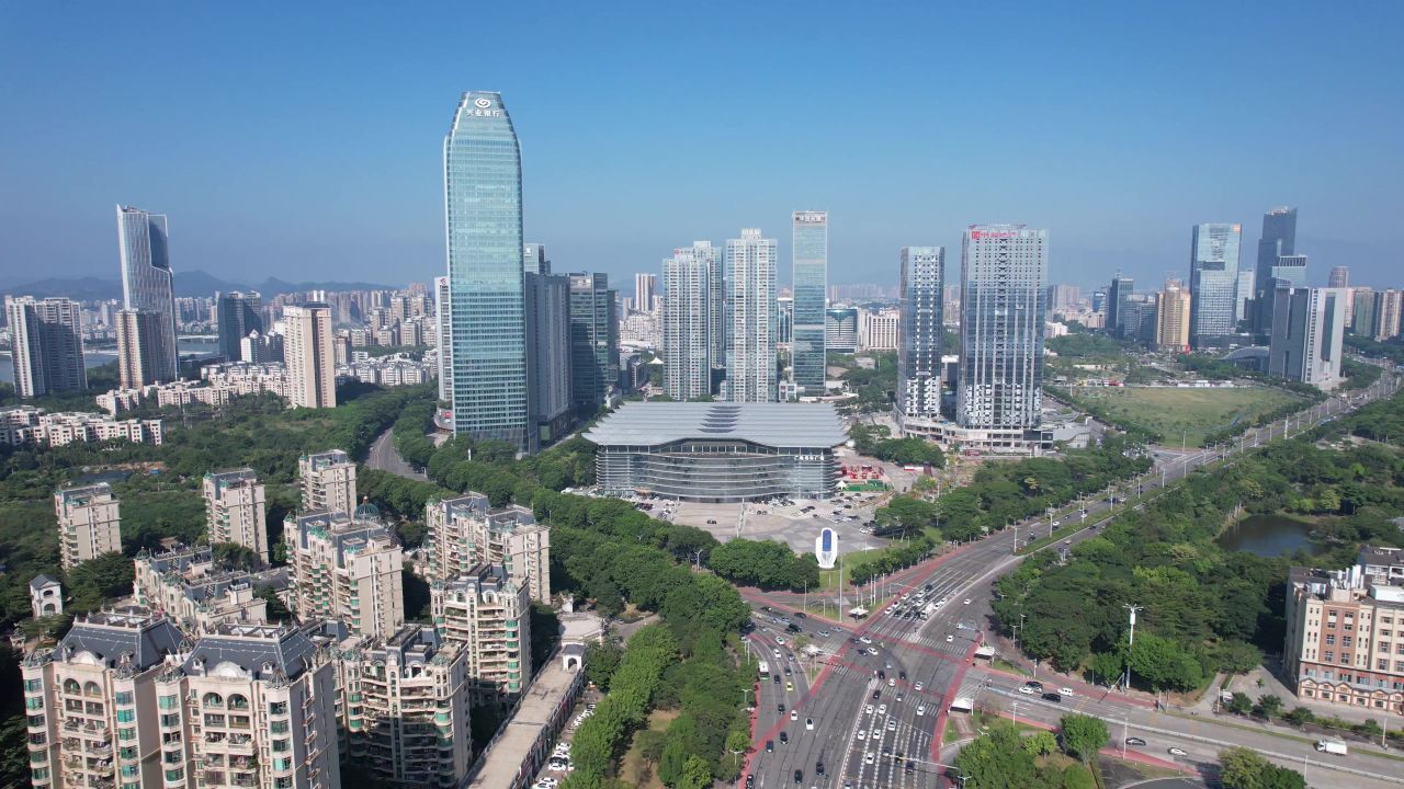  广东惠州城市CBD商务建筑航拍 