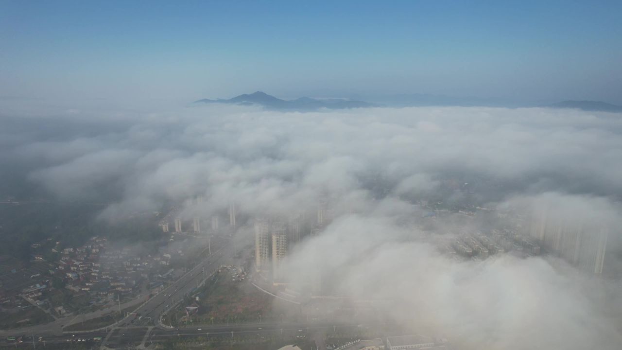 清晨迷雾云海风景日出航拍