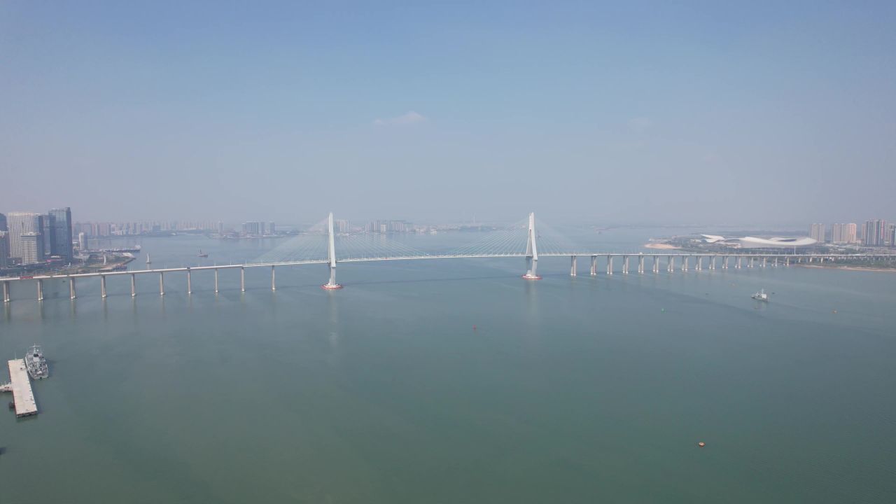 广东湛江城市风光航拍 