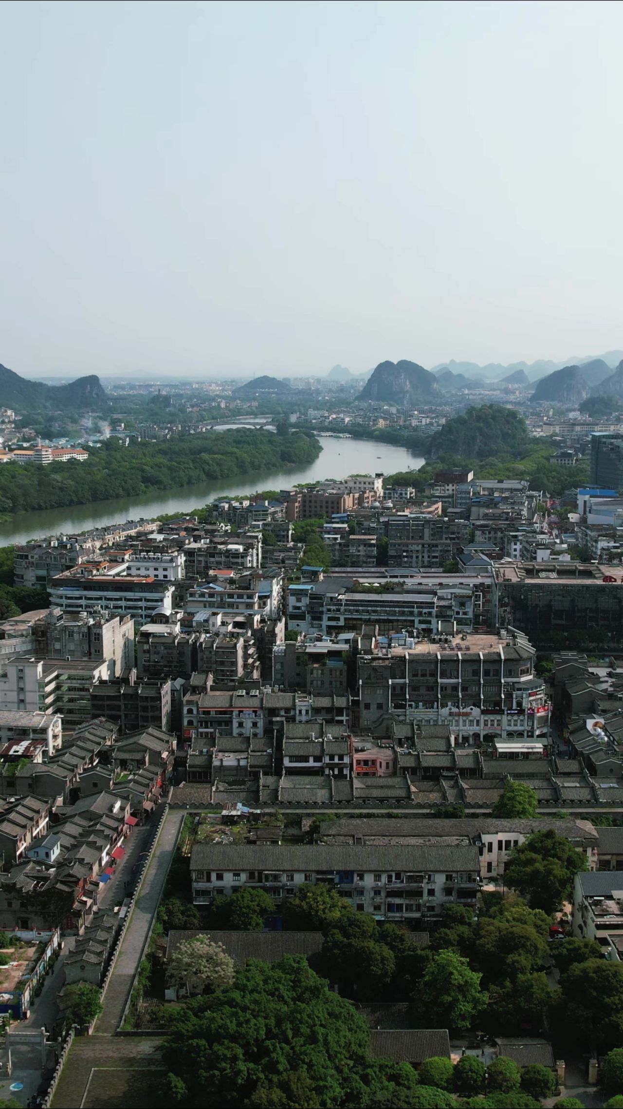 桂林城市风光竖屏航拍