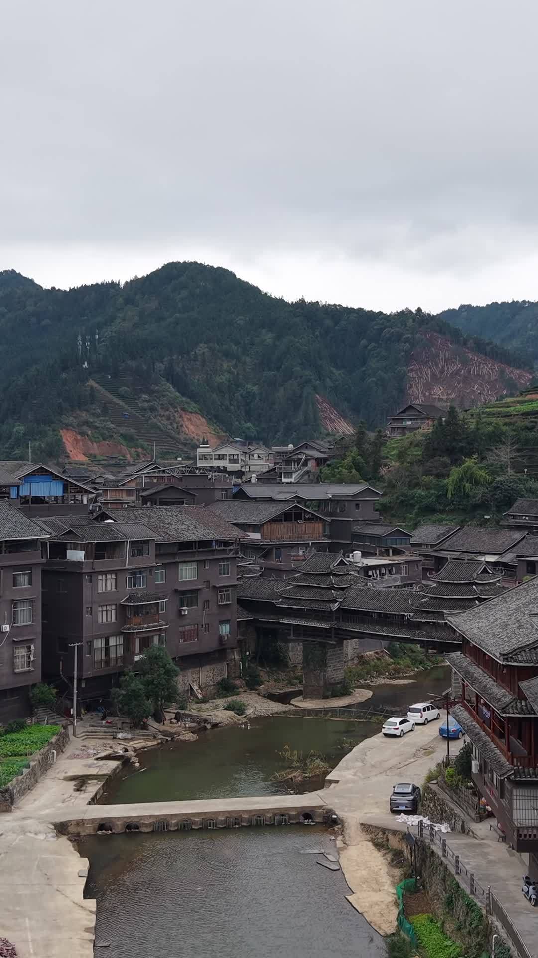 竖版航拍广西柳州程阳八寨5A景区 (8)