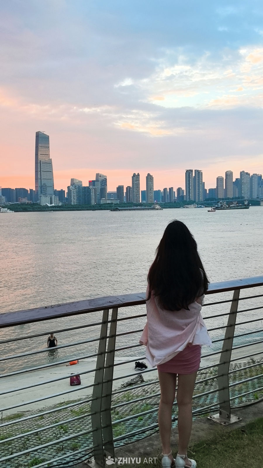 夕阳无限好，只是近黄昏 🌇