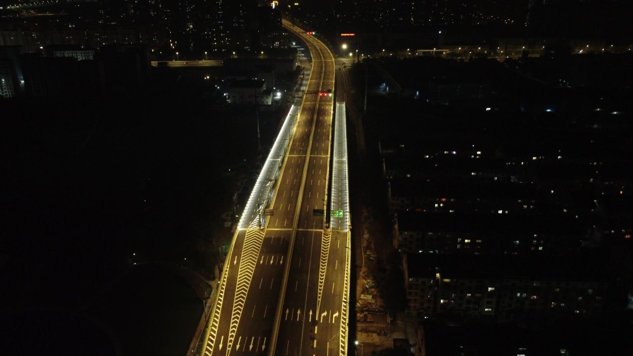 夜景马路