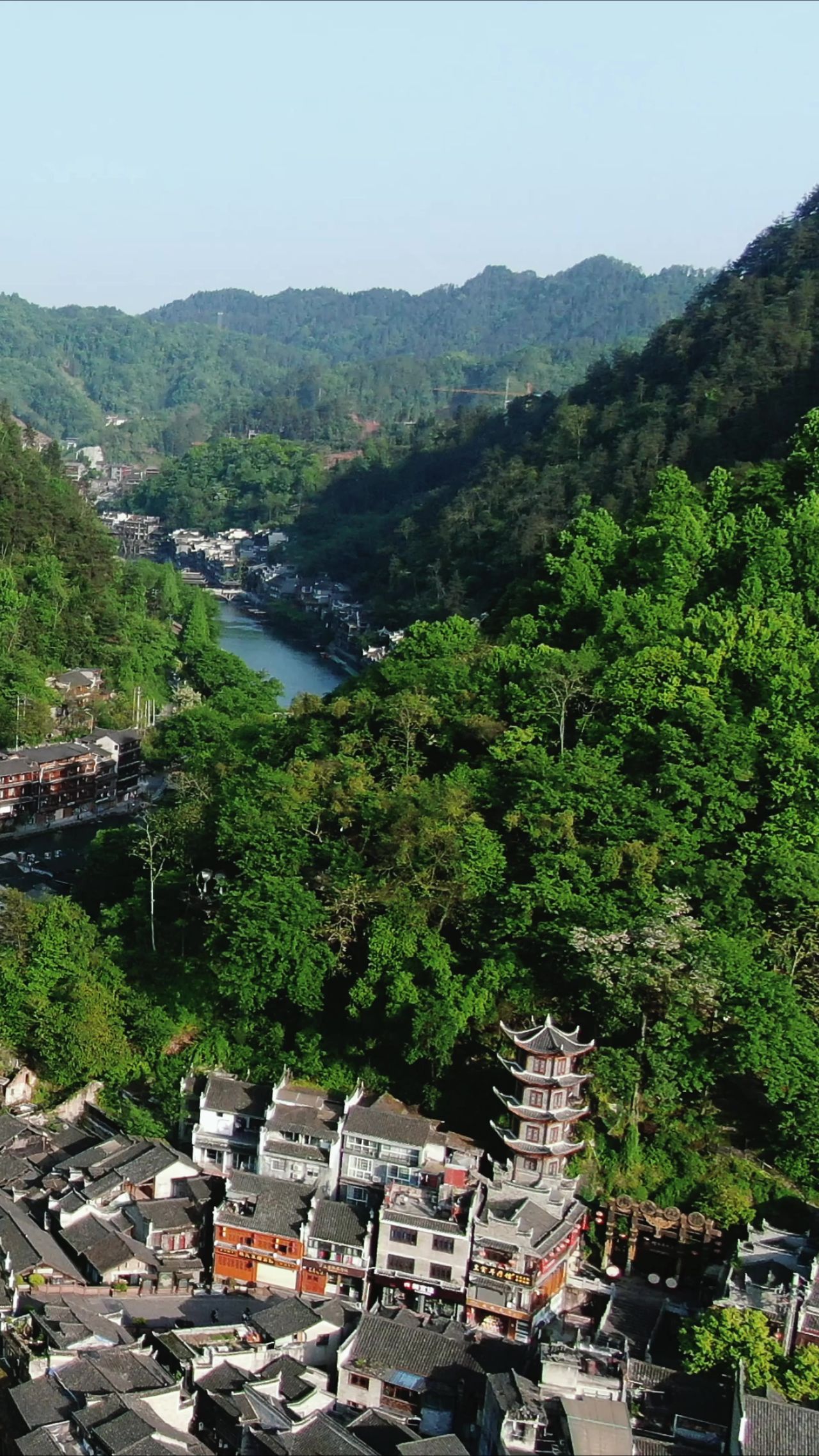 湖南湘西凤凰古城竖屏航拍