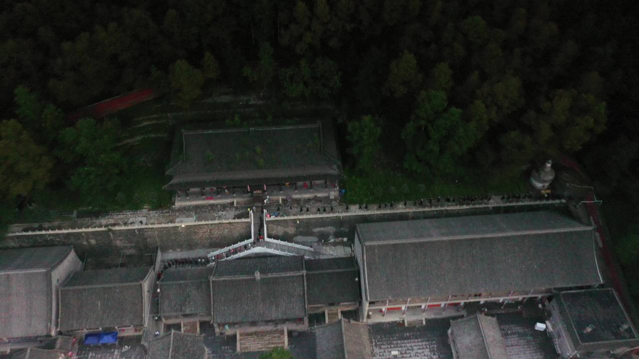 古村落的静谧时光