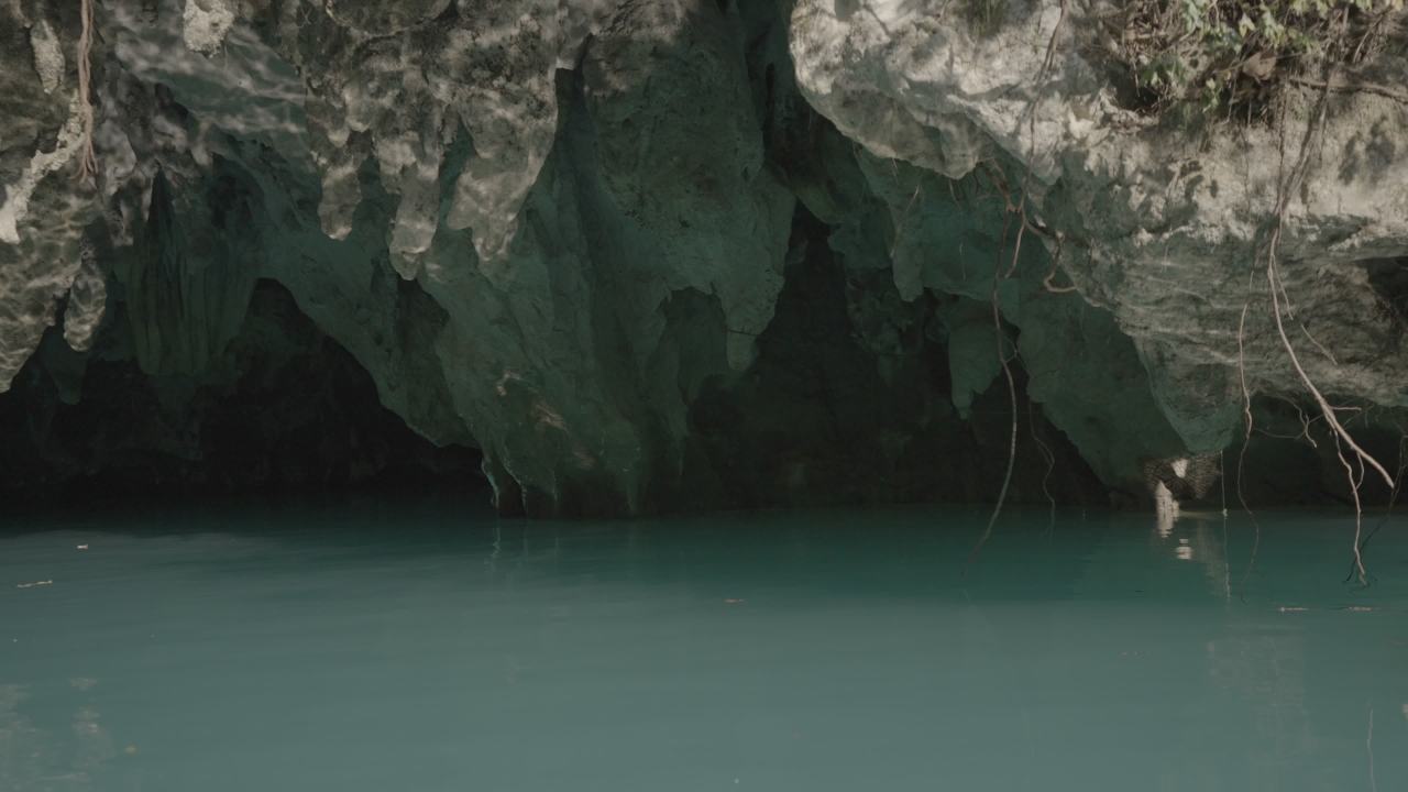溶洞天窗 14