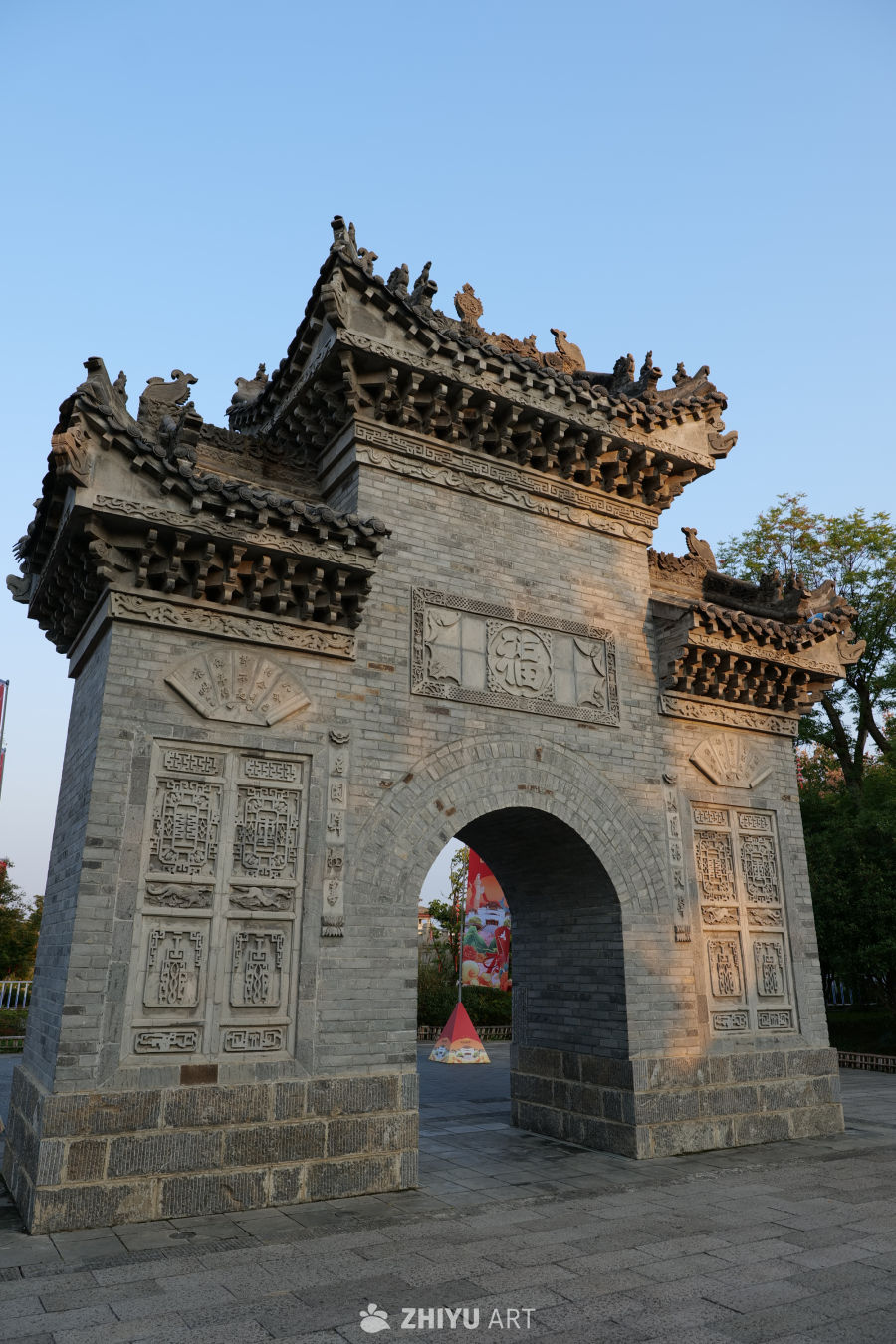 兴汉胜境景区一角 117
