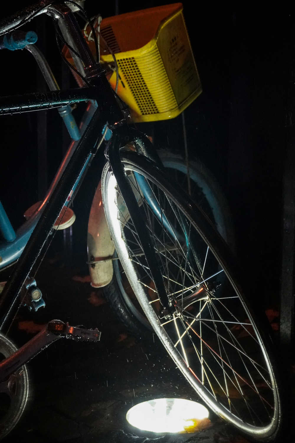 自行车的底光