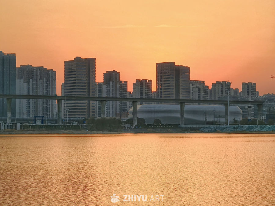 苏州高铁新城日落