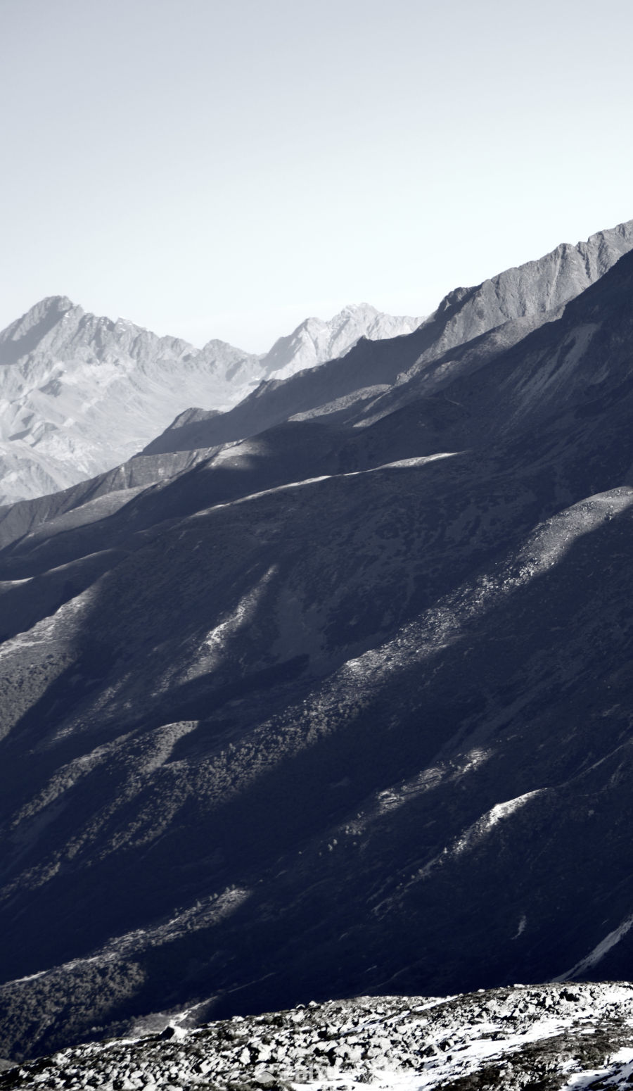 雪山黑白