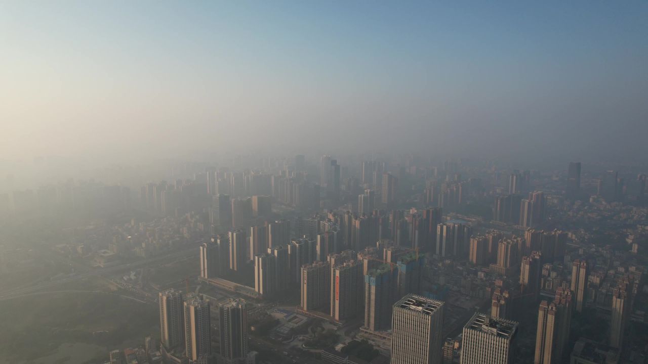广州湛江城市清晨迷雾日出航拍