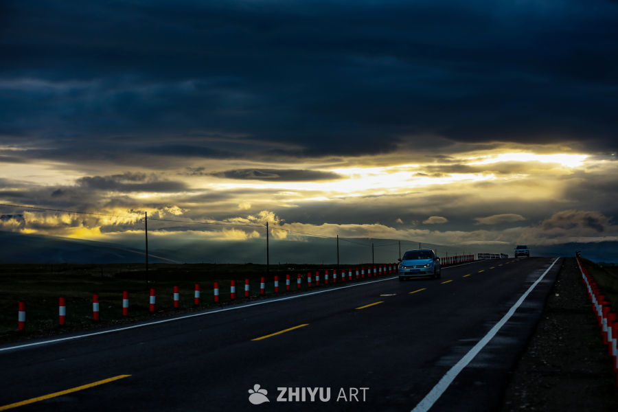 黄昏公路