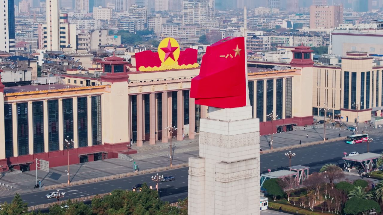 江西南昌八一广场城市风光航拍 1