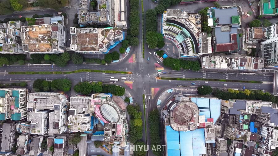 城市十字路口俯瞰