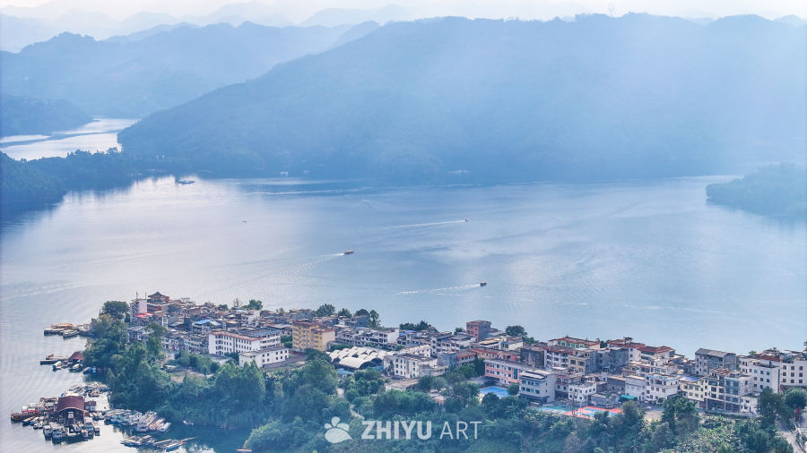 航拍云雾缭绕湖泊美景湖光山色自然风光 22