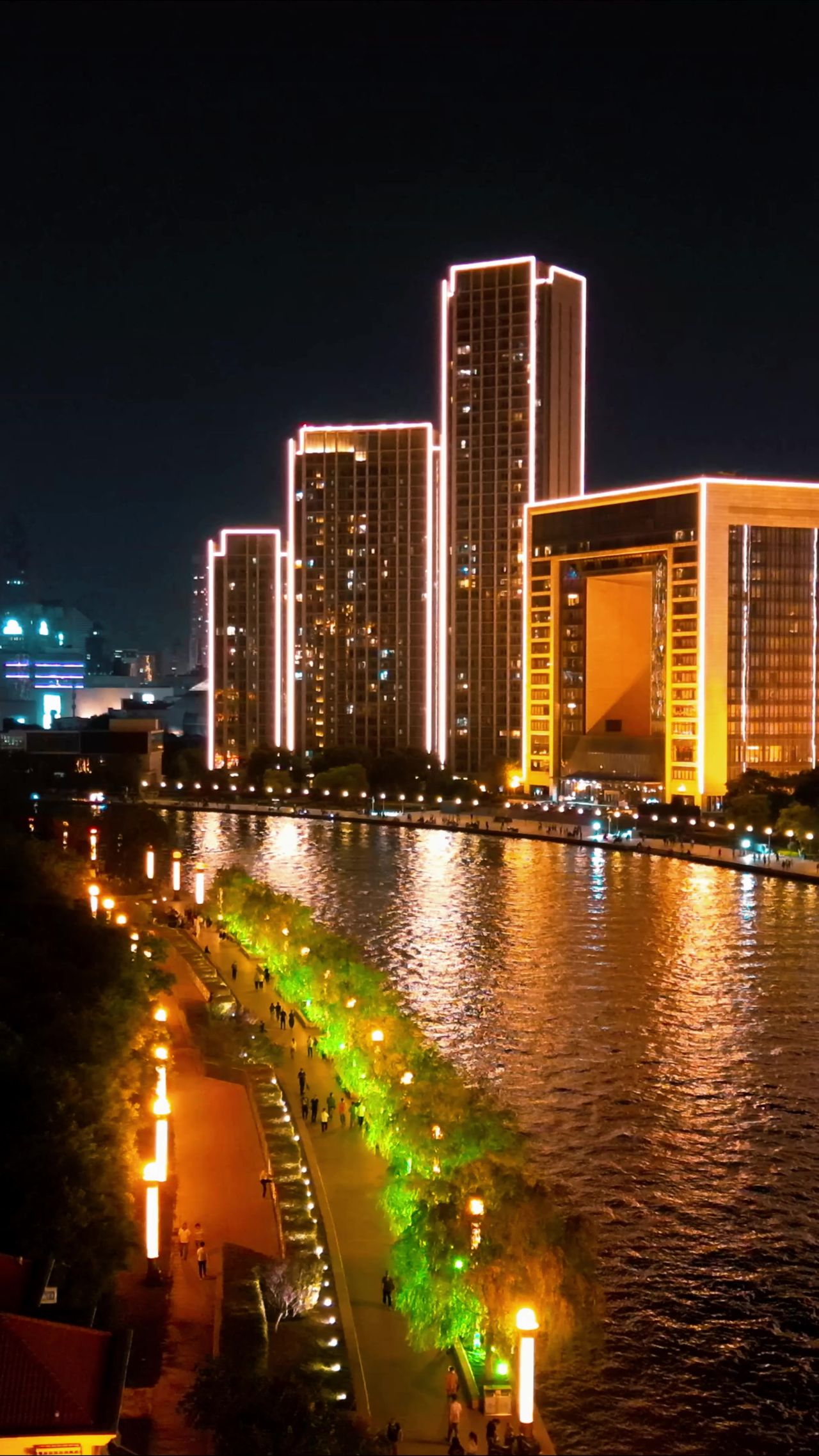 天津城市夜景灯光竖屏航拍 