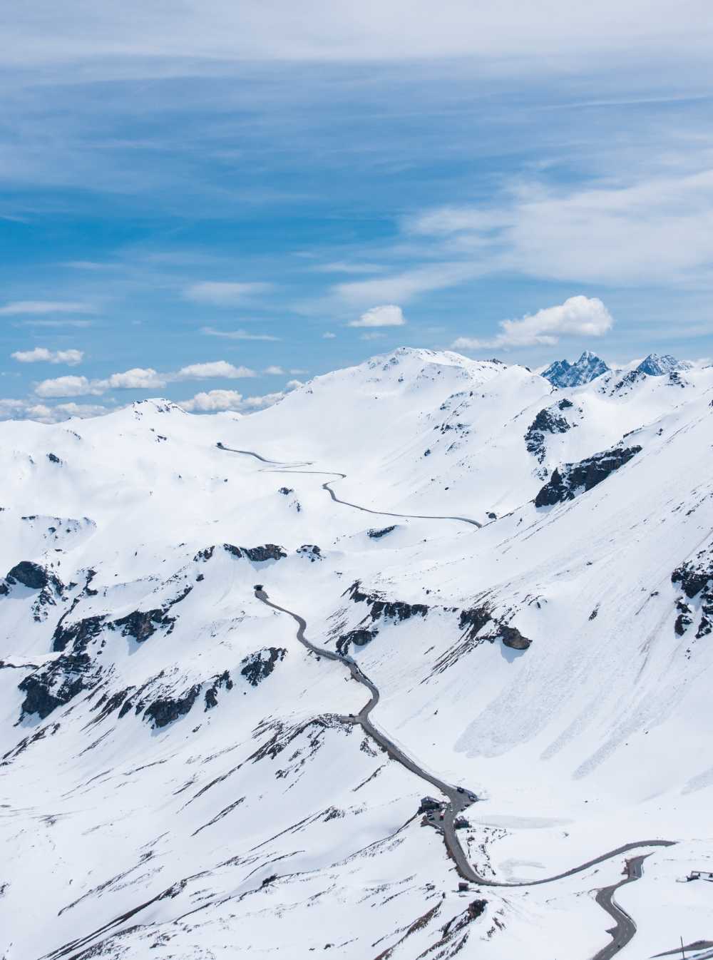 大钟山山高山蒂罗尔奥地利景观高山的道路云冰川雪路
