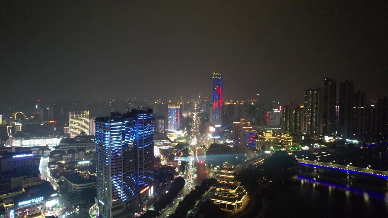 广西南宁城市夜景灯光民族大道