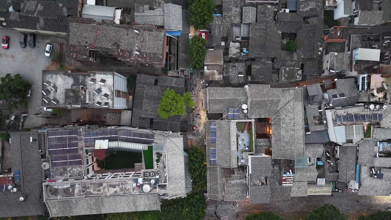 古村落黄昏景象