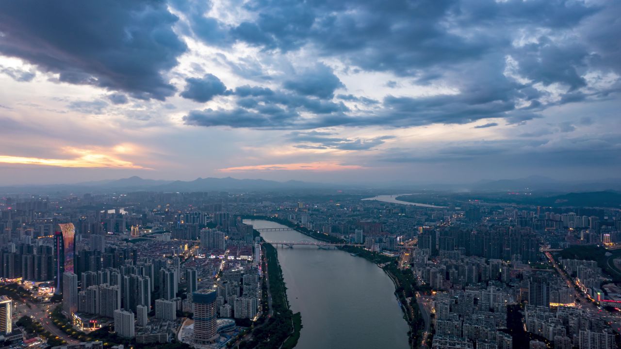 江西赣州城市晚霞夜景航拍延时8K