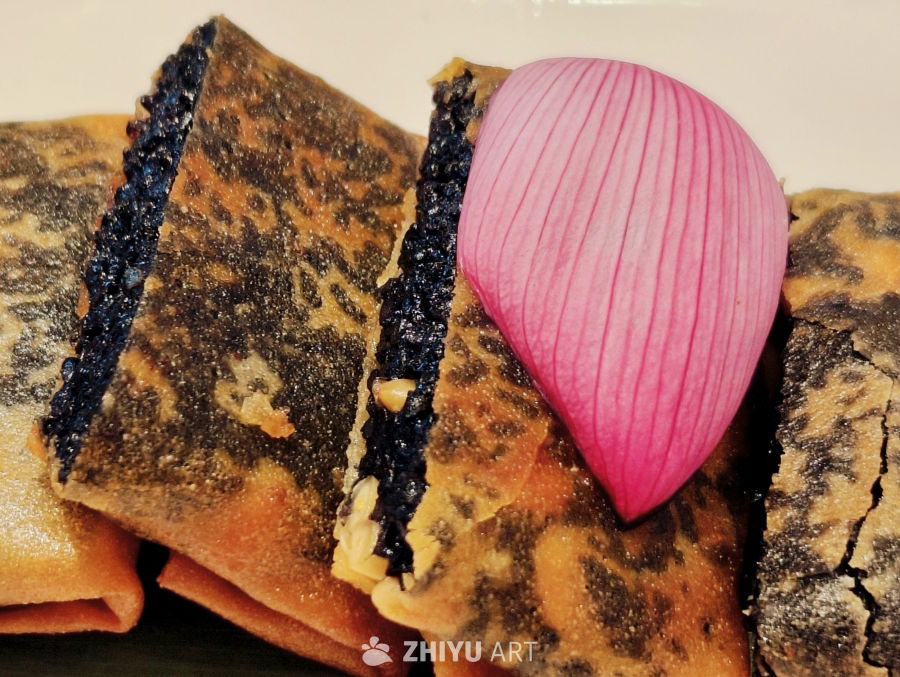 美味的溧阳乌米饼
