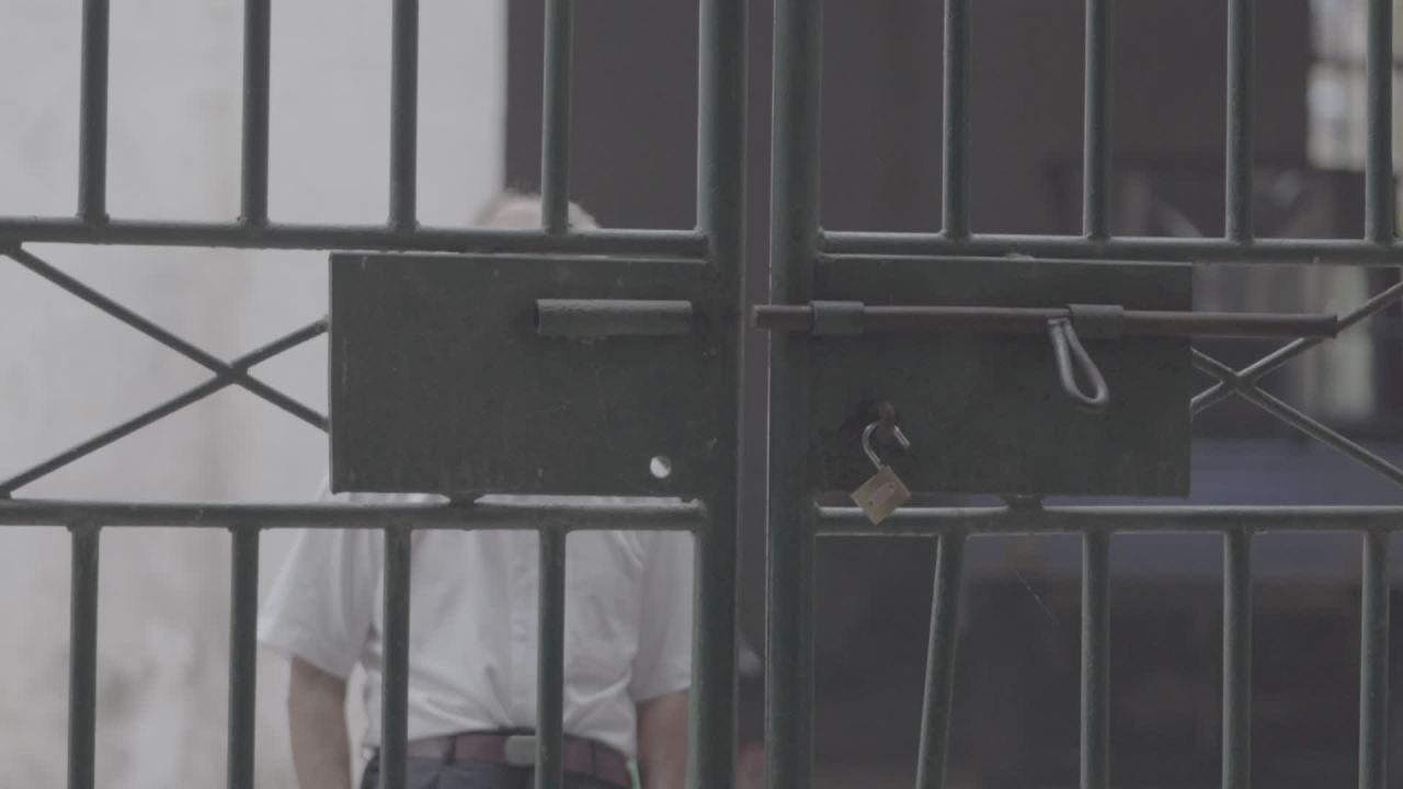 学校 1