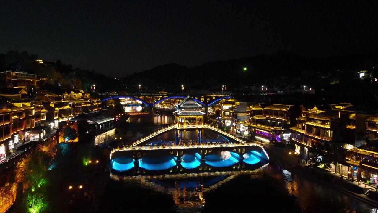 湖南湘西凤凰古城著名旅游景区航拍 