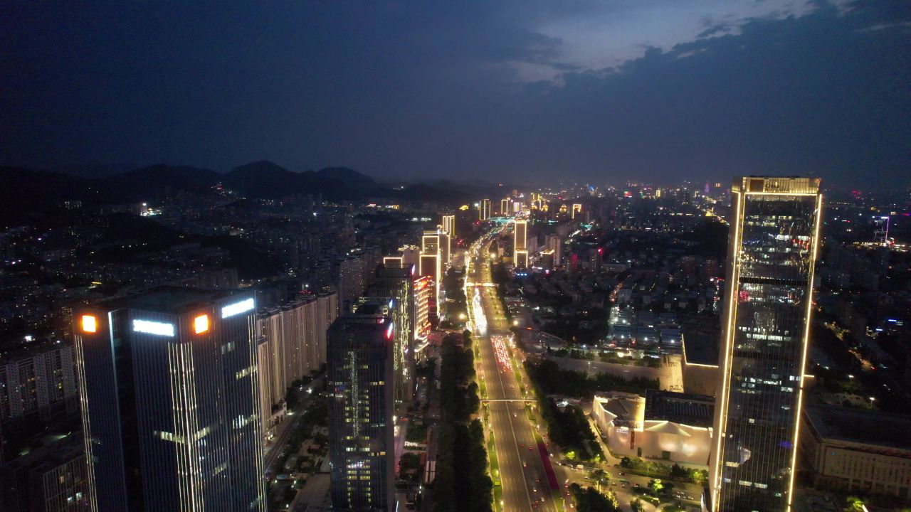 山东城市夜幕降临夜景灯光济南经十路商务中心金融中心航拍 