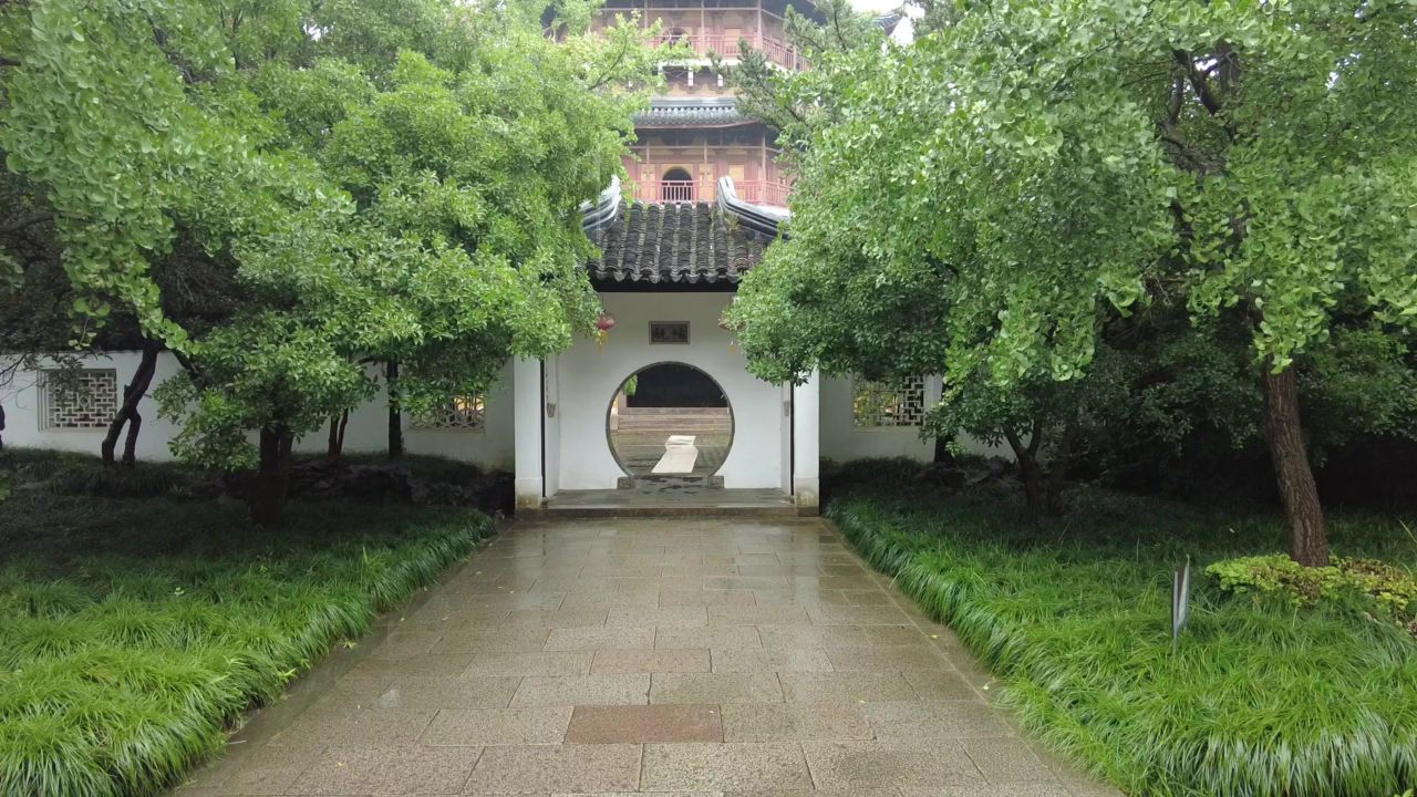 江苏苏州下雨素材实拍