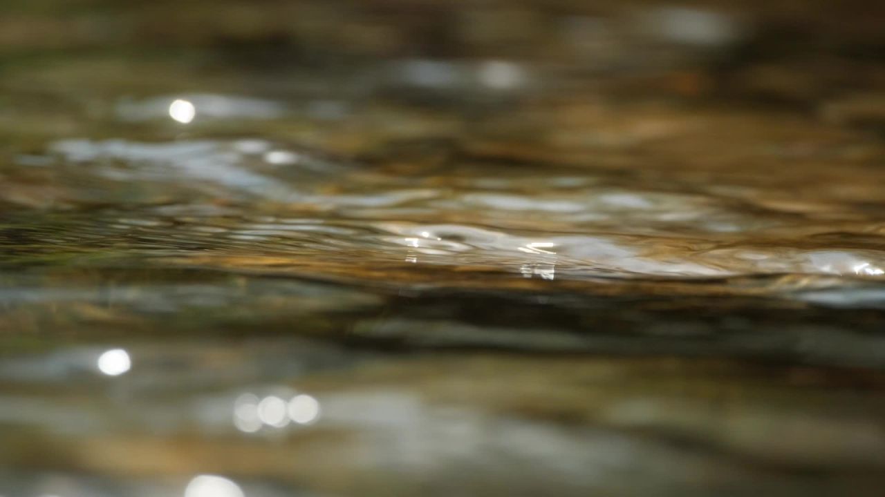 山泉水矿泉水潺潺小溪流水瀑布 25