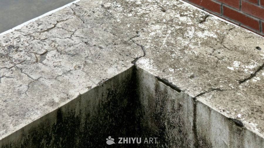 时光流逝的混凝土裂纹
