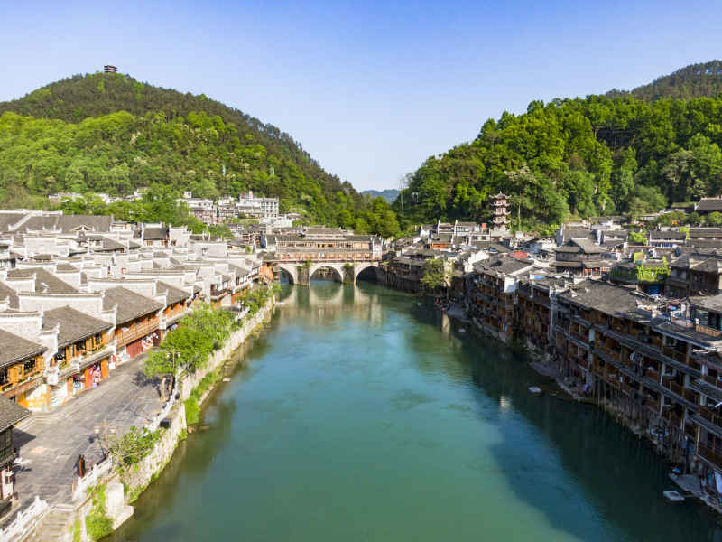 湖南湘西凤凰古城航拍