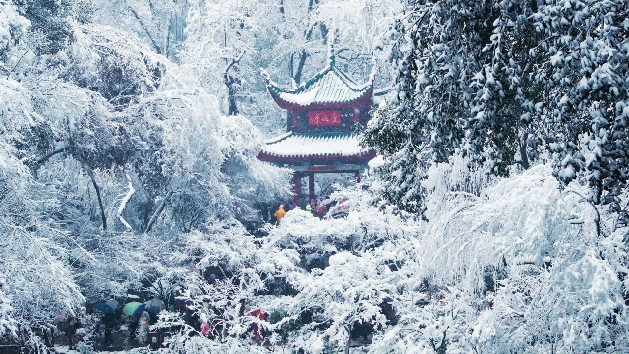 湖南长沙岳麓山爱晚亭雪景航拍 27