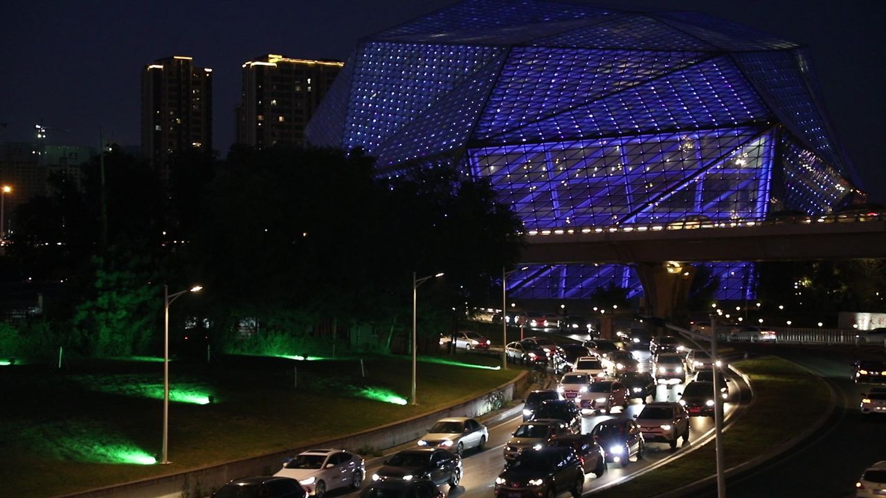 沈阳浑河马路夜景五里河