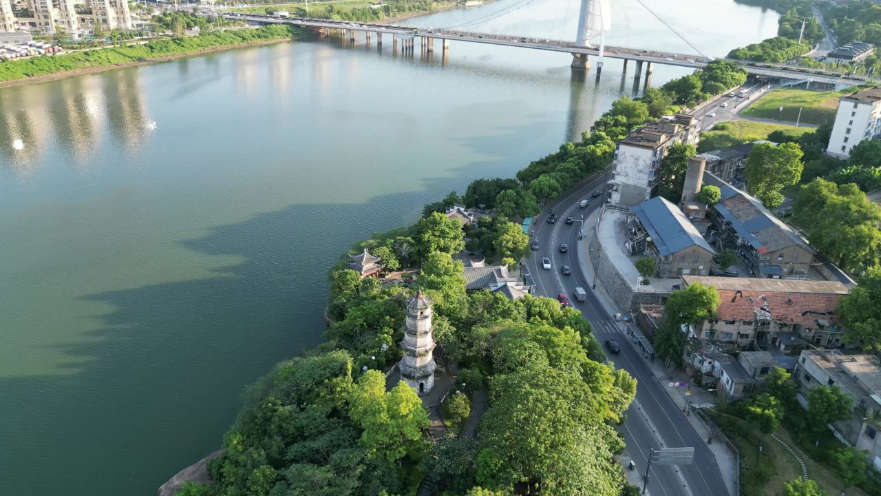  航拍江西上饶信江五桂塔
