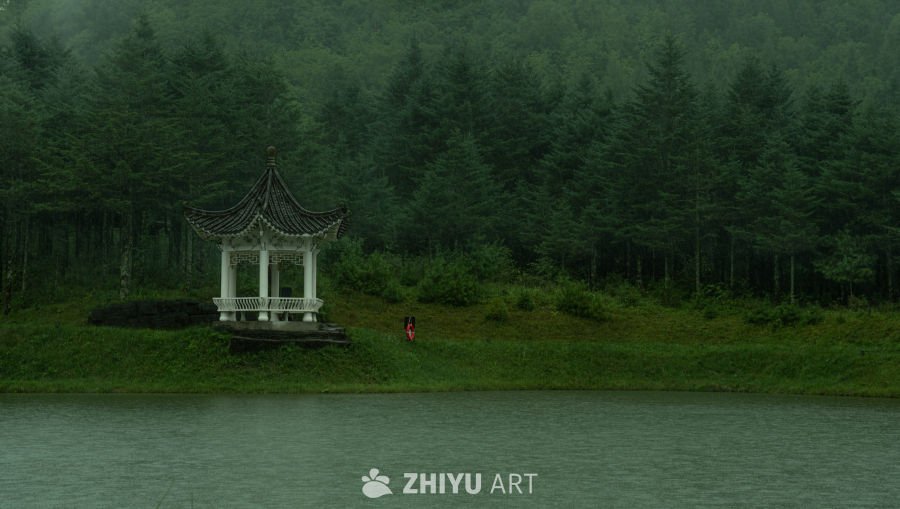 湖畔古亭静景