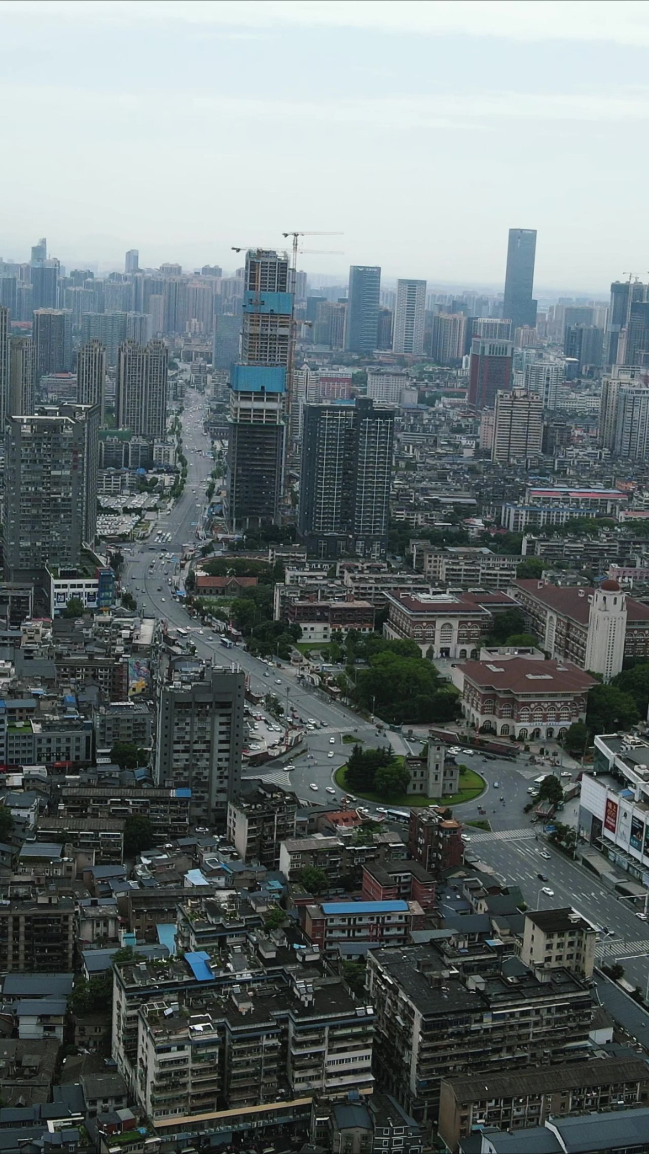  湖南长沙城市风光五一商圈竖屏航拍
